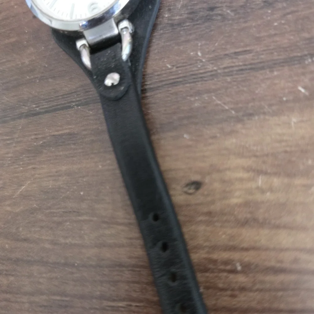 Fossil Watch Women's Black Leather Band Silver Stainless Steel ES3199